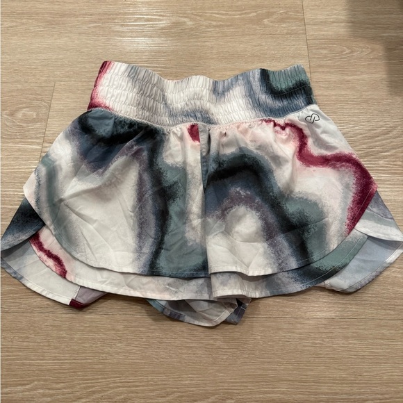 Calia Multicolor Airbrush Crystal Woven High Rise Petal Hem Short - Picture 2 of 4